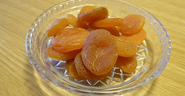 can-diabetics-eat-dry-fruits-5-safe-choices-beat-diabetes