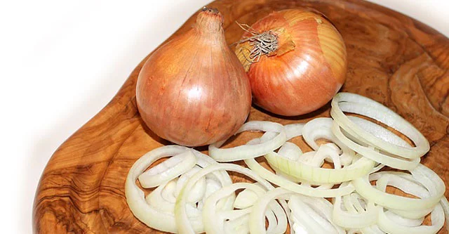 What is Glycemic Index of Onion? Is it Bad for Diabetics? 5 Onions Have Antibacterial properties