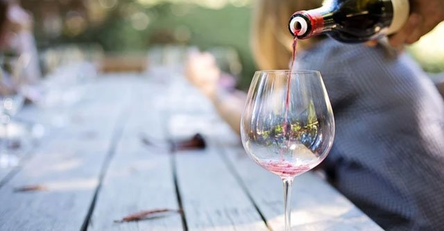 Can Diabetics Drink Wine? 9 Best Options for Diabetes